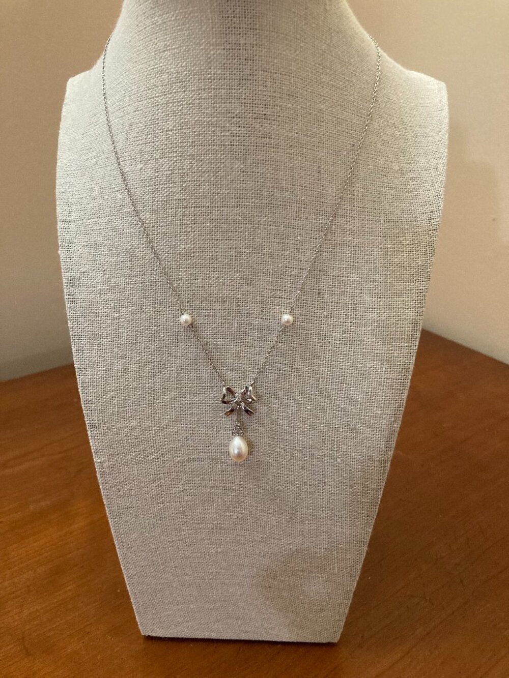 Sterling Silver Pearl and Diamond Pendant Necklace